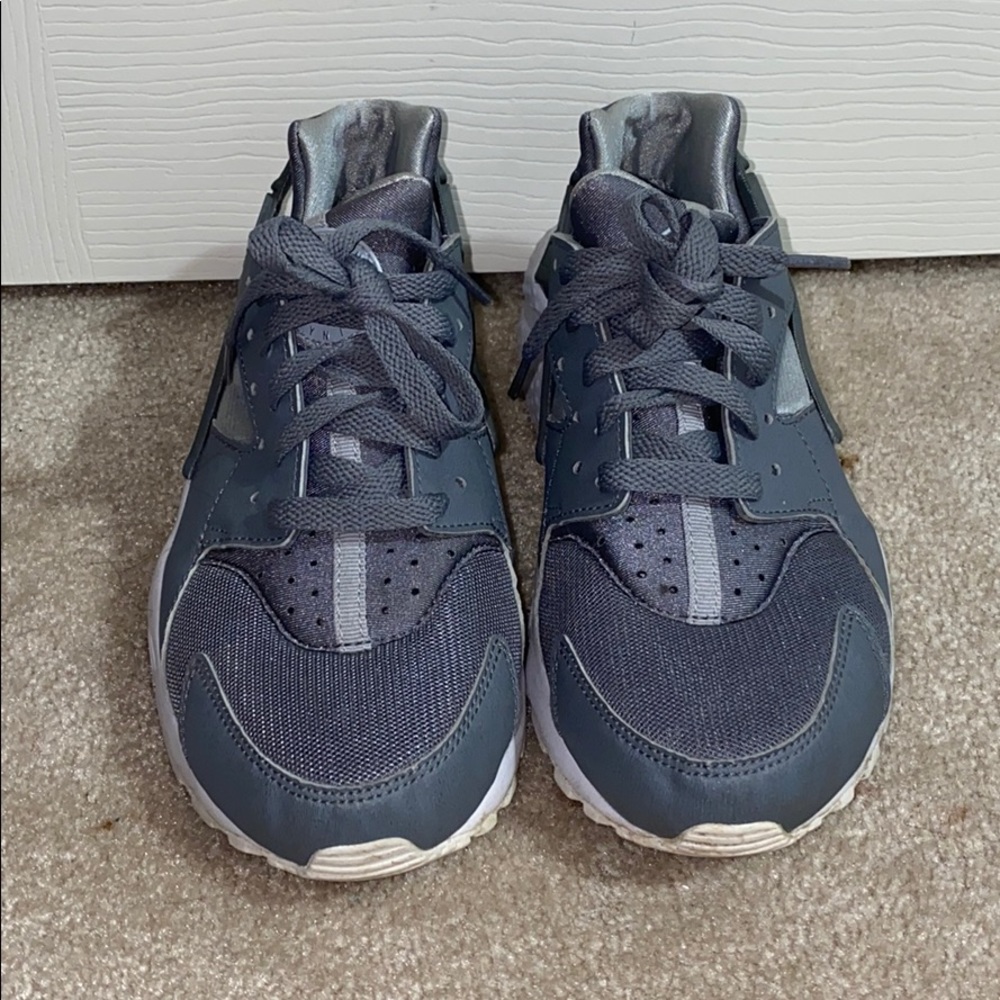 Grey Nike Huarache!!